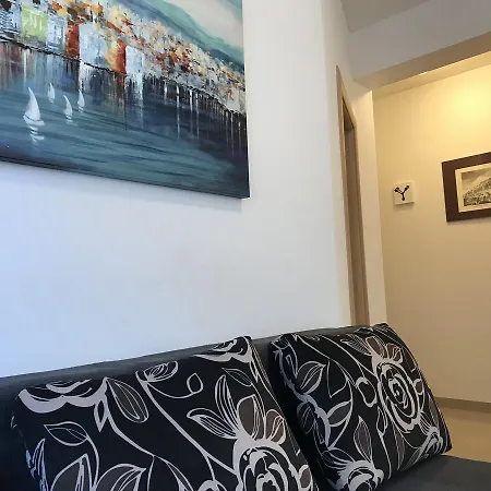 Apartment Luxury Center *